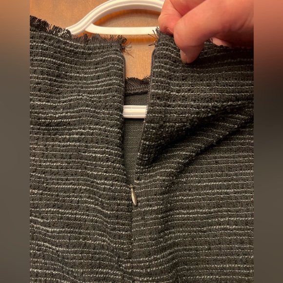 Banana Republic sleeveless blouse shirt top - Picture 9 of 11